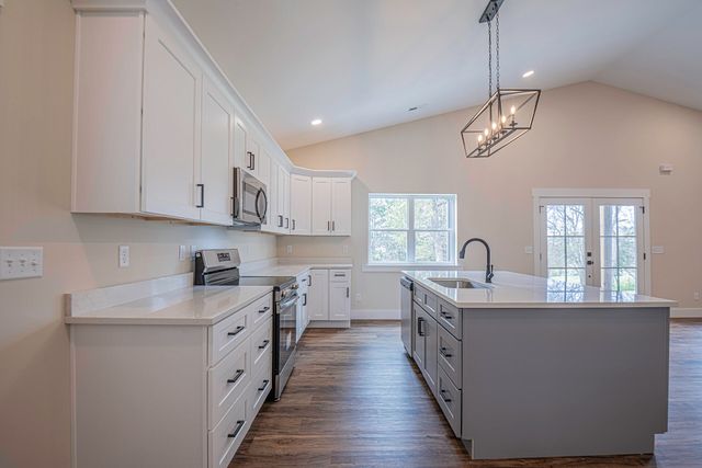 735 Lead Mine Valley Road SW, Cleveland, TN 37311