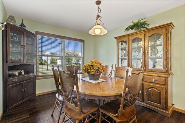 3175 Weeping Spruce Drive, Grove City, OH 43123