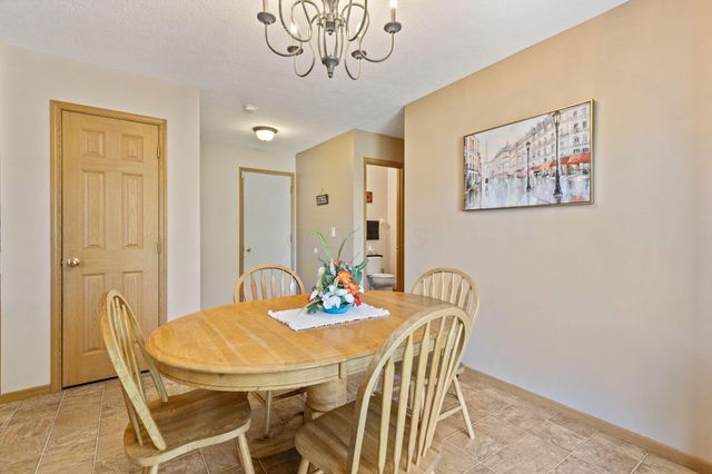 3175 Weeping Spruce Drive, Grove City, OH 43123