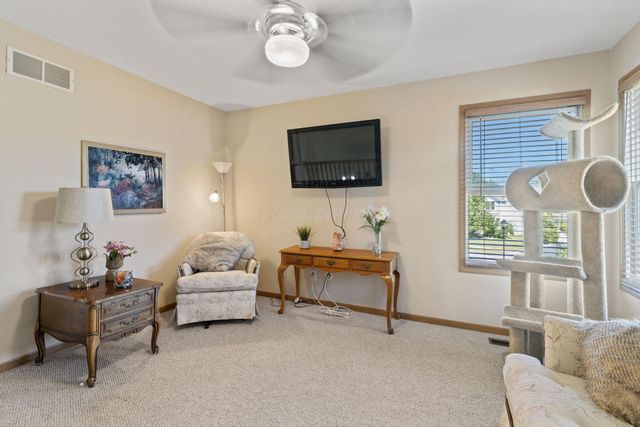 3175 Weeping Spruce Drive, Grove City, OH 43123