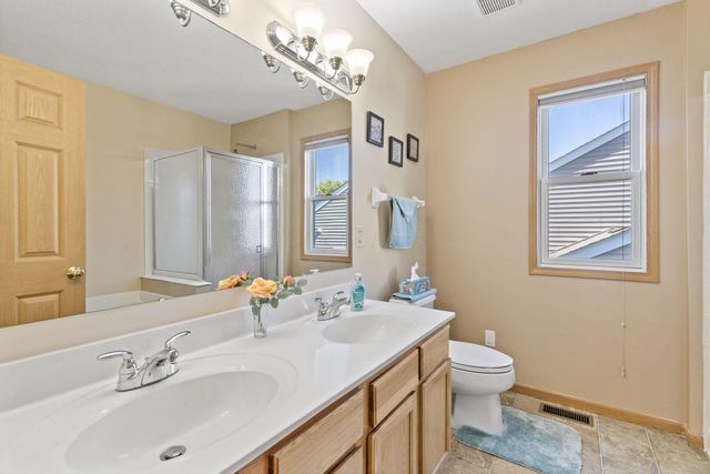 3175 Weeping Spruce Drive, Grove City, OH 43123