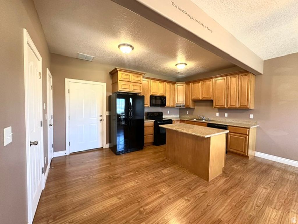 Image 5 of property listing at 829 W 350 N, Tremonton, UT 84337