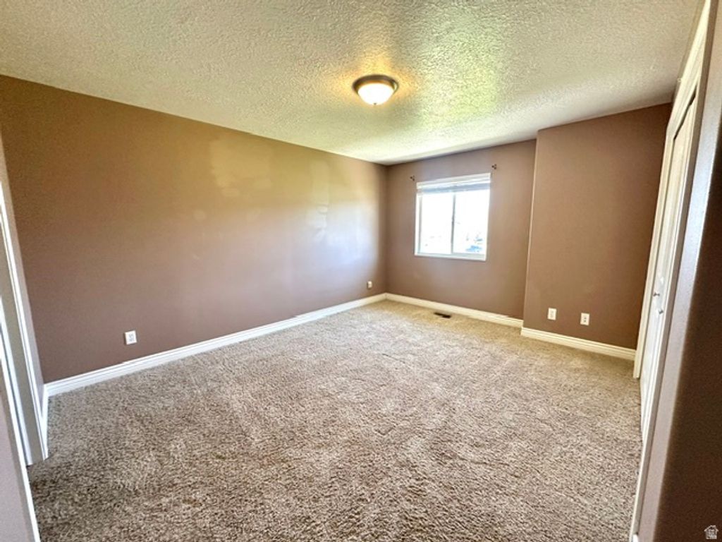 Image 9 of property listing at 829 W 350 N, Tremonton, UT 84337