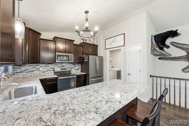 170 Austin Oaks Drive, Moscow Mills, MO 63362