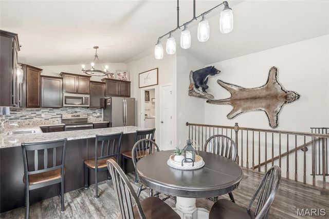 170 Austin Oaks Drive, Moscow Mills, MO 63362