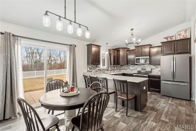 170 Austin Oaks Drive, Moscow Mills, MO 63362