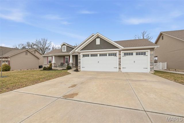 170 Austin Oaks Drive, Moscow Mills, MO 63362