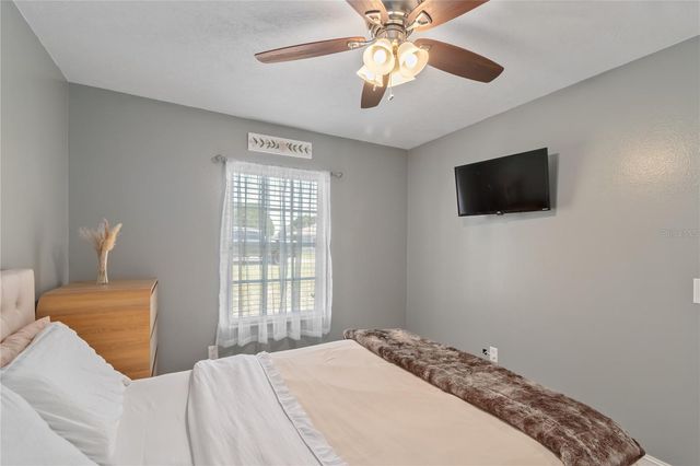 308 OAK LANE PASS, Ocala, FL 34472
