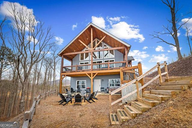 1016 Twisted Oak Road, Talking Rock, GA 30175