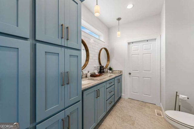 1016 Twisted Oak Road, Talking Rock, GA 30175