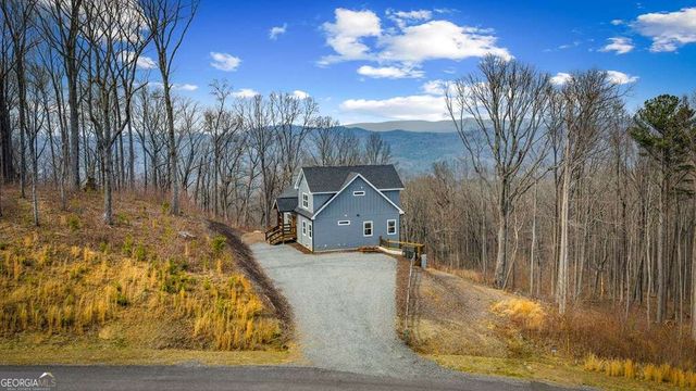 1016 Twisted Oak Road, Talking Rock, GA 30175