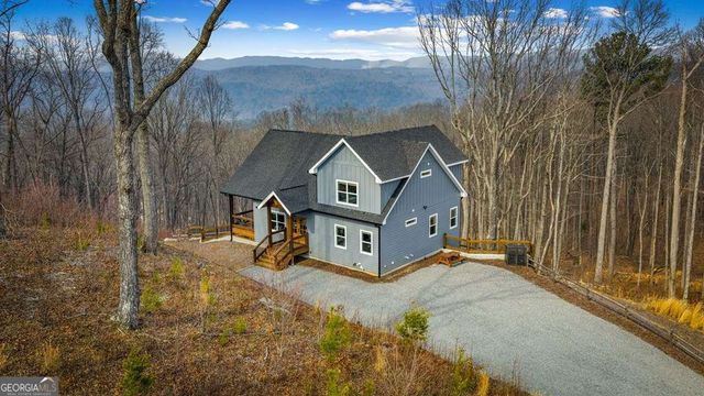 1016 Twisted Oak Road, Talking Rock, GA 30175