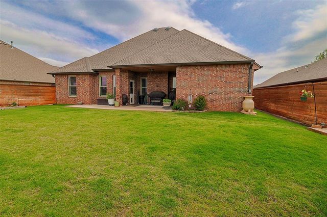 3809 Slater Drive, Norman, OK 73071