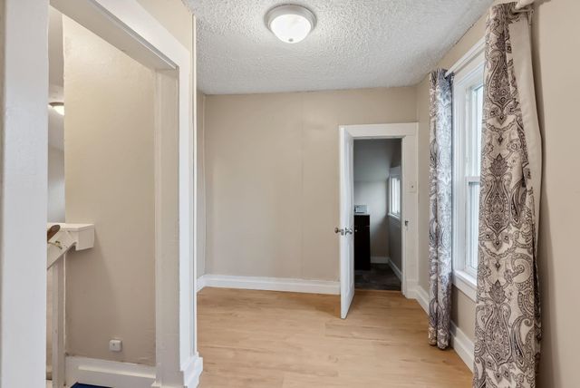 1904 W Gardner Ave, Spokane, WA 99201