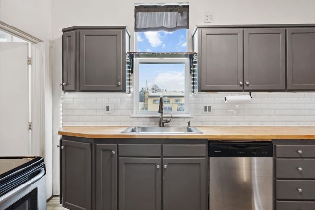 1904 W Gardner Ave, Spokane, WA 99201