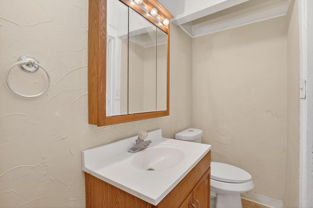 439 W Columbia Avenue, Battle Creek, MI 49015