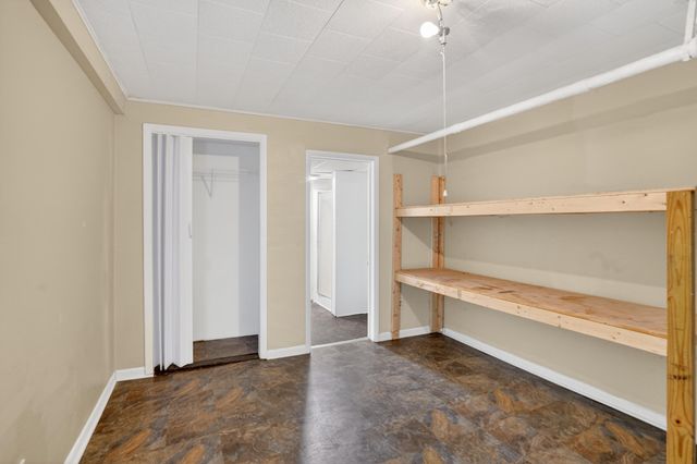 439 W Columbia Avenue, Battle Creek, MI 49015