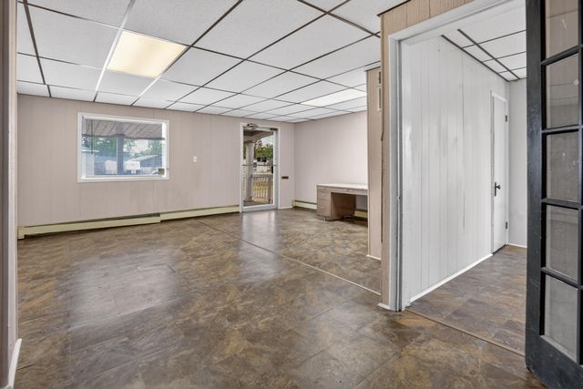 439 W Columbia Avenue, Battle Creek, MI 49015
