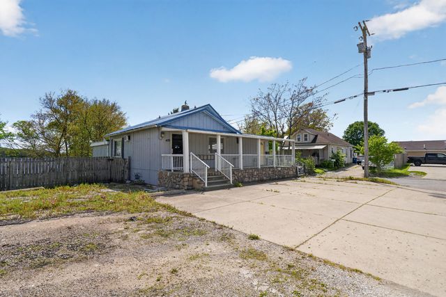 439 W Columbia Avenue, Battle Creek, MI 49015