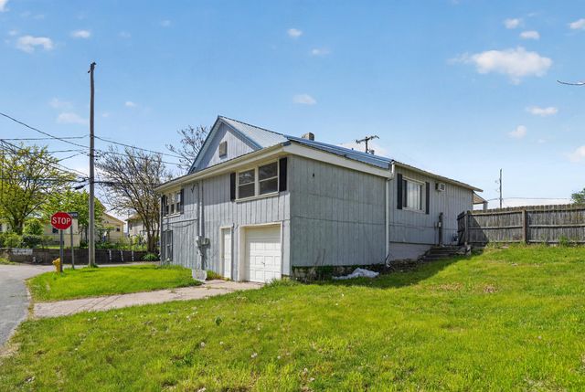 439 W Columbia Avenue, Battle Creek, MI 49015