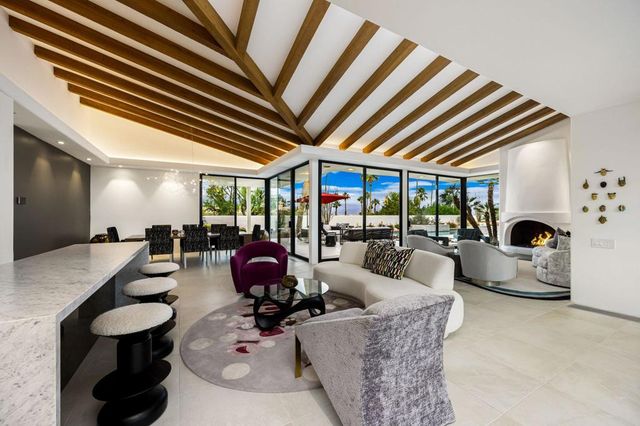 49150 Della Robia Lane, Palm Desert, CA 92260