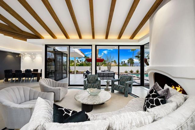 49150 Della Robia Lane, Palm Desert, CA 92260