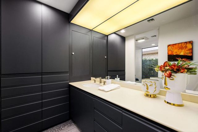 49150 Della Robia Lane, Palm Desert, CA 92260