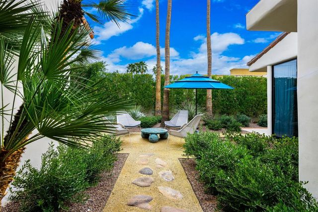 49150 Della Robia Lane, Palm Desert, CA 92260