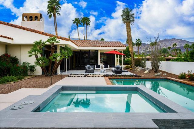 49150 Della Robia Lane, Palm Desert, CA 92260