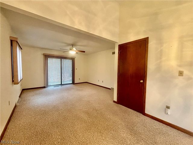 4175 Fawn Trail NE A, Warren, OH 44483