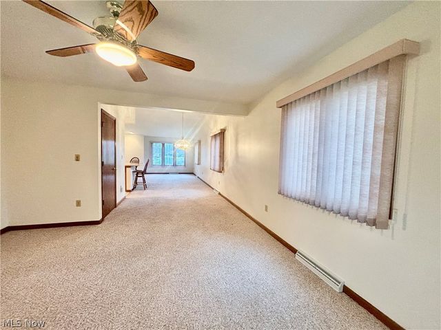 4175 Fawn Trail NE A, Warren, OH 44483