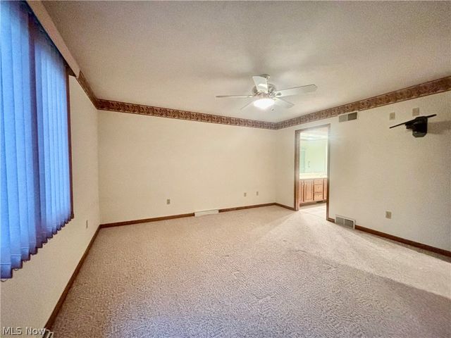 4175 Fawn Trail NE A, Warren, OH 44483