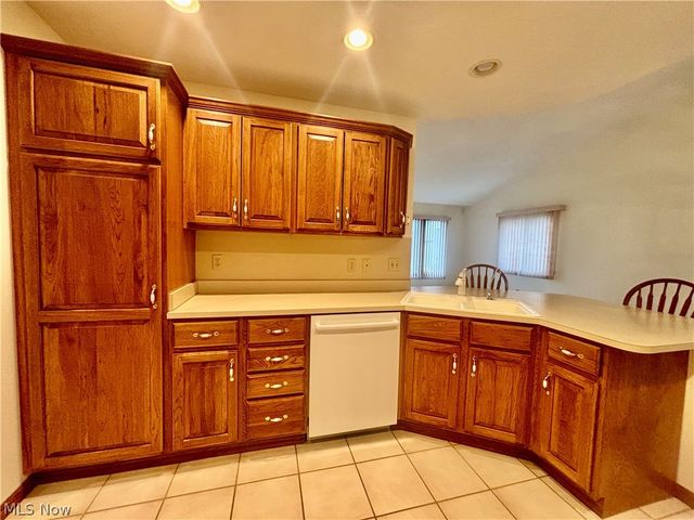 4175 Fawn Trail NE A, Warren, OH 44483