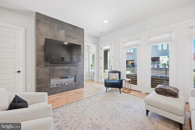9771 SANVITALIA ST, Bethesda, MD 20817