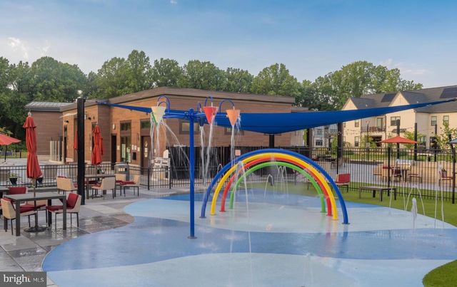 9771 SANVITALIA ST, Bethesda, MD 20817