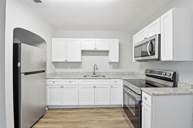 2610 DR MARTIN LUTHER KING JR STREET S, St Petersburg, FL 33705