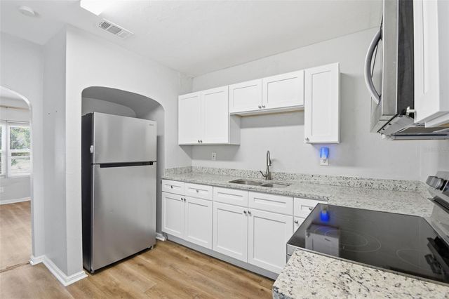 2610 DR MARTIN LUTHER KING JR STREET S, St Petersburg, FL 33705