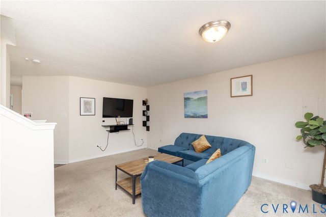 2909 Reynolds Rd, Henrico, VA 23223