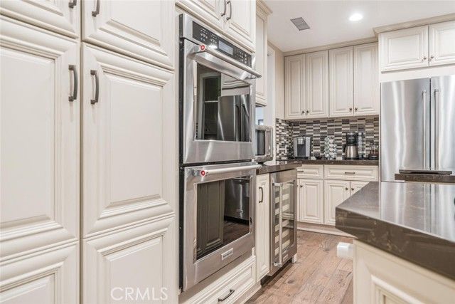 4727 Park Encino 330, Encino (los Angeles), CA 91436