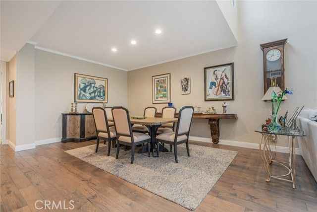 4727 Park Encino 330, Encino (los Angeles), CA 91436