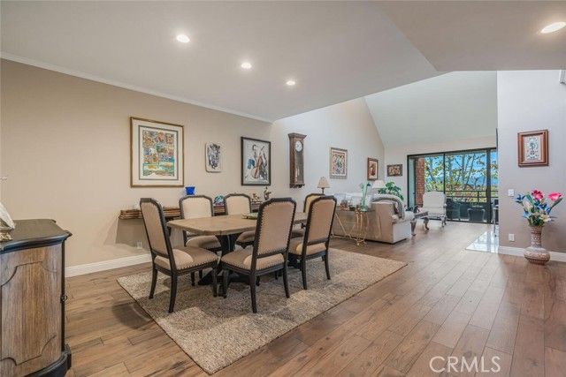 4727 Park Encino 330, Encino (los Angeles), CA 91436