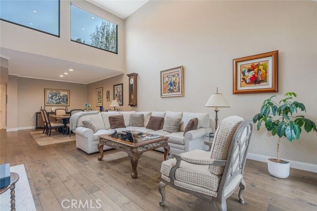 4727 Park Encino 330, Encino (los Angeles), CA 91436