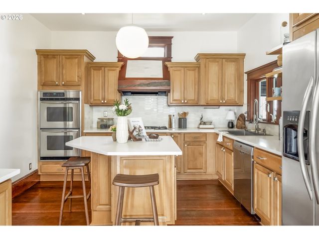 2854 Se ANKENY St, Portland, OR 97214