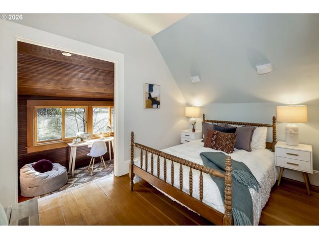 2854 Se ANKENY St, Portland, OR 97214