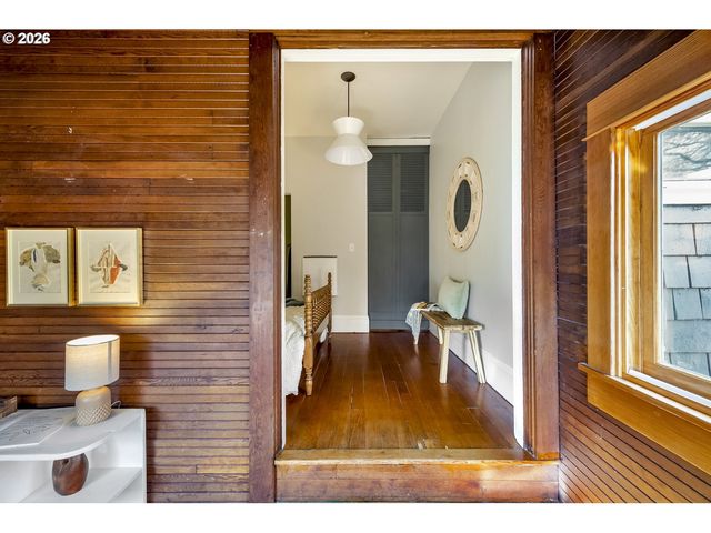 2854 Se ANKENY St, Portland, OR 97214