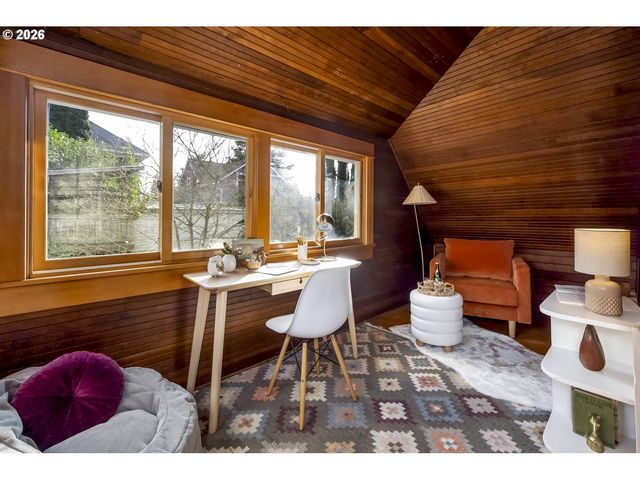 2854 Se ANKENY St, Portland, OR 97214