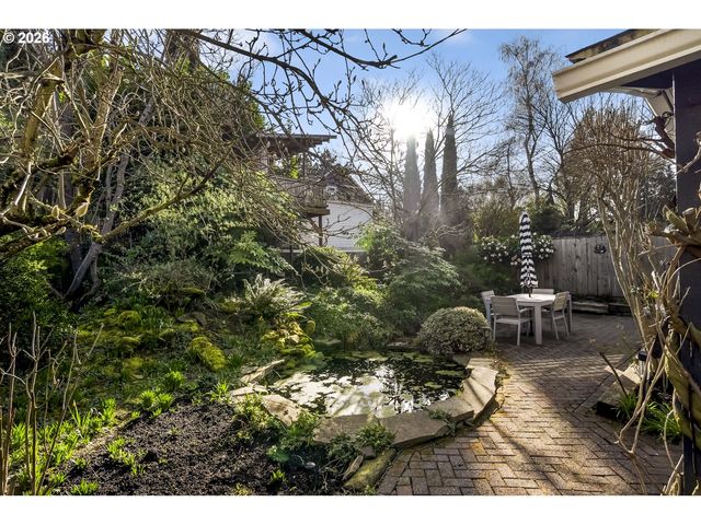 2854 Se ANKENY St, Portland, OR 97214