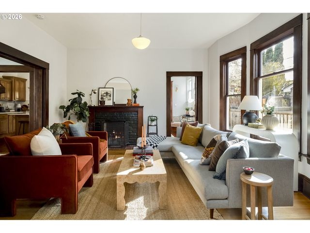 2854 Se ANKENY St, Portland, OR 97214