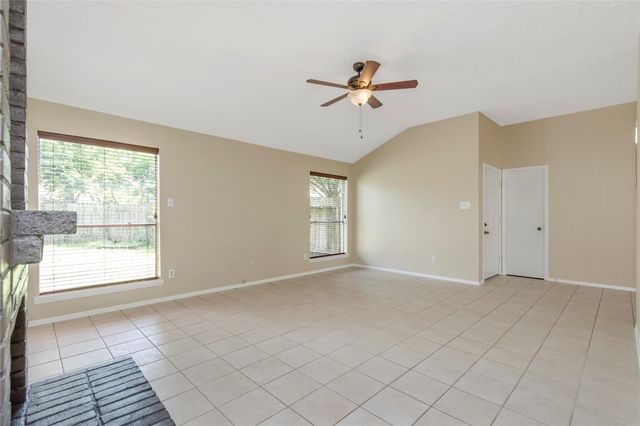 6903 Foxmont Lane, Humble, TX 77338