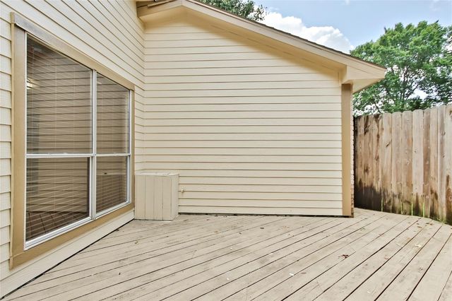 6903 Foxmont Lane, Humble, TX 77338